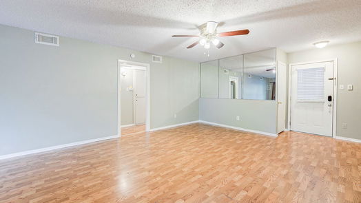 Houston 1-story, 2-bed 8229 Kingsbrook Road 229-idx