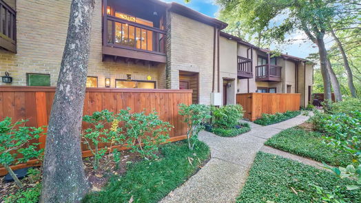 Houston 2-story, 1-bed 11711 Memorial Drive 337-idx