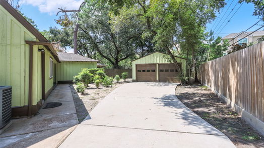 Houston 2-story, 5-bed 306 W Sam Houston Parkway N-idx