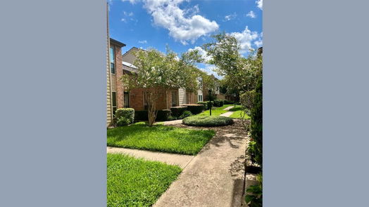 Houston 2-story, 2-bed 943 Memorial Village Drive 34-idx