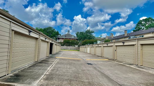 Houston 2-story, 2-bed 943 Memorial Village Drive 34-idx