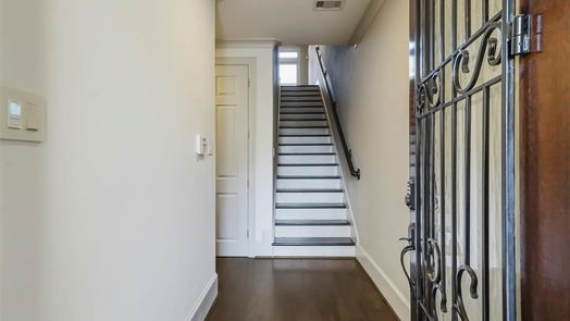 Houston 3-story, 3-bed 12778 Yorkstone Drive-idx