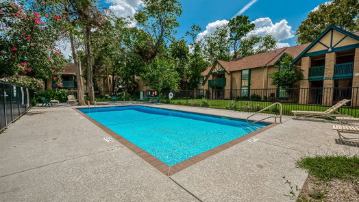 Houston 1-story, 2-bed 8221 Kingsbrook Road 108-idx