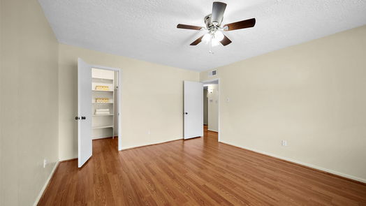 Houston 1-story, 3-bed 12633 Memorial Drive 136-idx