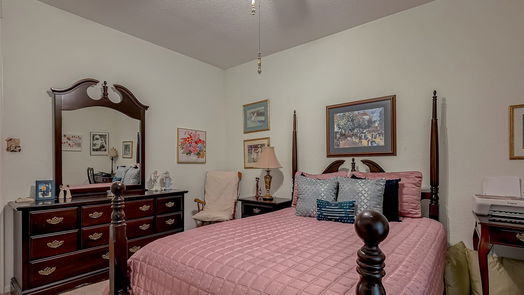 Houston 1-story, 1-bed 11711 Memorial Drive 614-idx