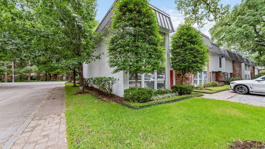 Houston 2-story, 2-bed 8936 Chatsworth Drive-idx