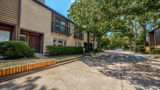 Houston 2-story, 2-bed 11711 Memorial Drive 529-idx