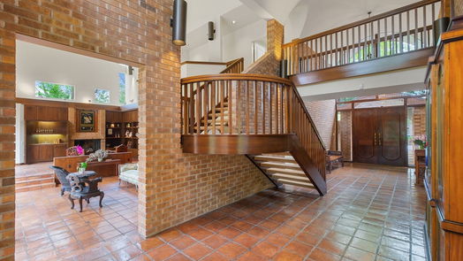 Houston 2-story, 5-bed 9314 Sandringham Drive-idx