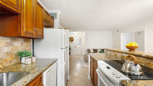 Houston 1-story, 2-bed 8211 Kingsbrook Road 100-idx