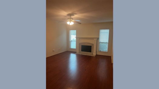 Houston 2-story, 2-bed 935 Memorial Village Drive 15-idx