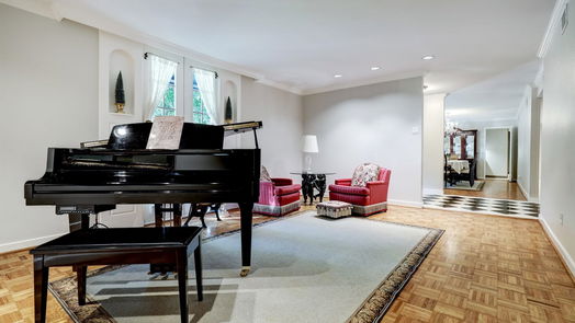 Piney Point Village 2-story, 5-bed 720 Marchmont Drive-idx