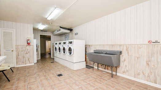 Houston 1-story, 1-bed 2601 Bellefontaine Street C201-idx