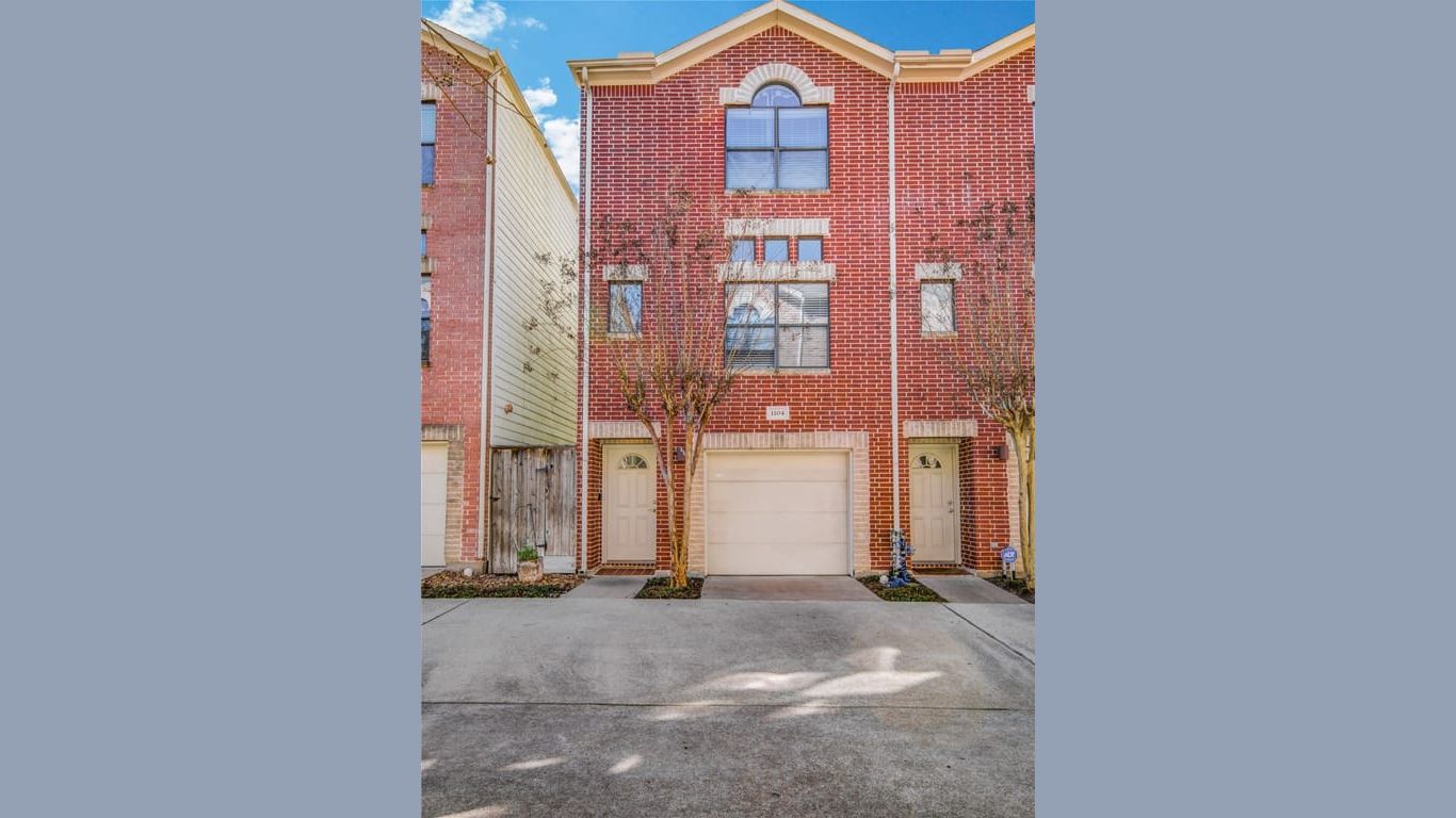 Houston 3-story, 2-bed 3501 Link Valley Drive 1104-idx