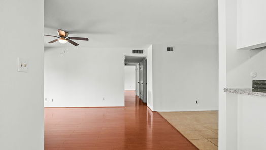 Houston 1-story, 2-bed 8020 Braesmain Drive 1710-idx