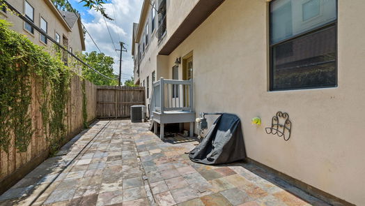 Houston 3-story, 3-bed 7003 Academy Street-idx