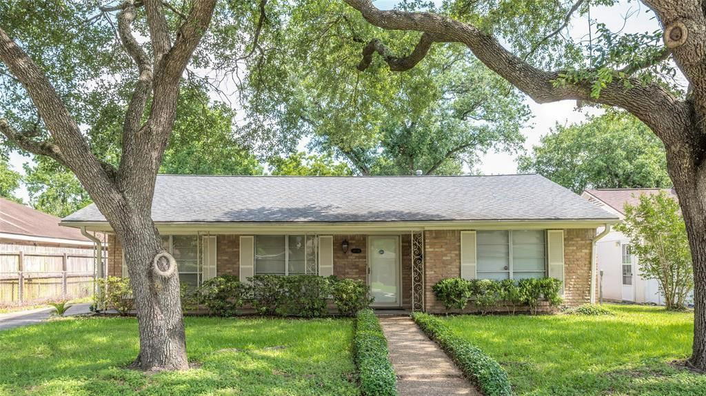 Houston 1-story, 2-bed 4050 Silverwood Drive-idx