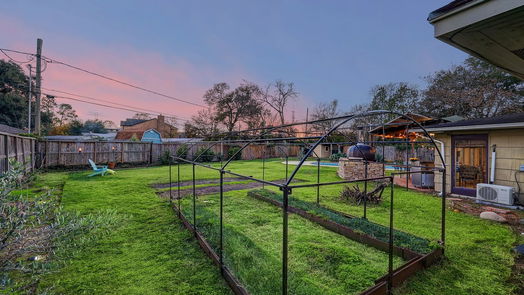 Houston 1-story, 3-bed 7246 Prestwick Street-idx