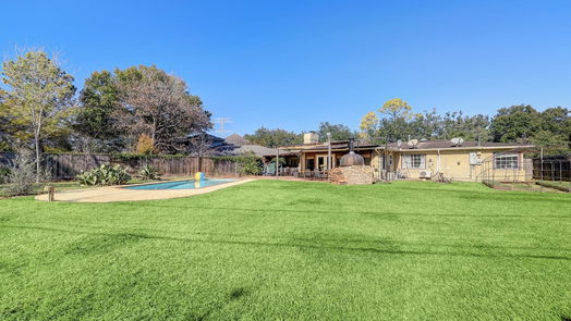 Houston 1-story, 3-bed 7246 Prestwick Street-idx