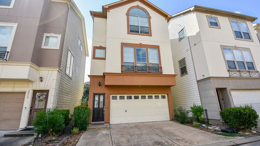 Houston 3-story, 3-bed 3008 Clearview Circle-idx