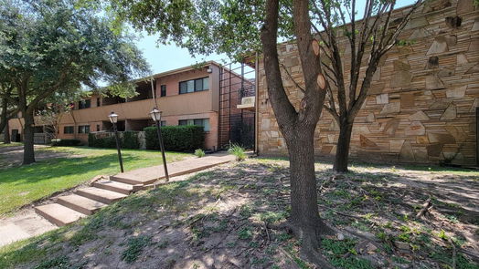 Houston 1-story, 2-bed 3809 N Braeswood Boulevard 26-idx