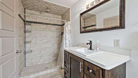 Houston null-story, 3-bed 9703 Chatfield Street-idx