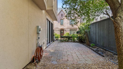 Houston 4-story, 4-bed 3126 Murworth Drive-idx