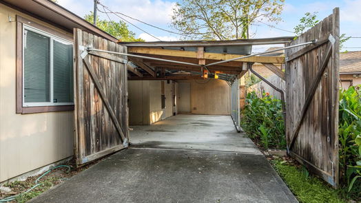 Houston 1-story, 3-bed 4101 Woodcraft Street-idx