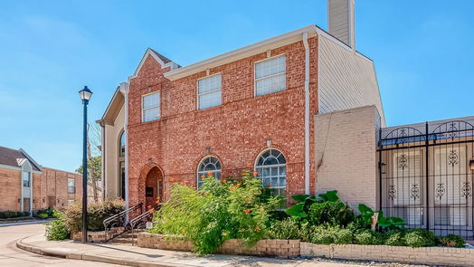 Houston 2-story, 4-bed 4118 Meyerwood Drive-idx