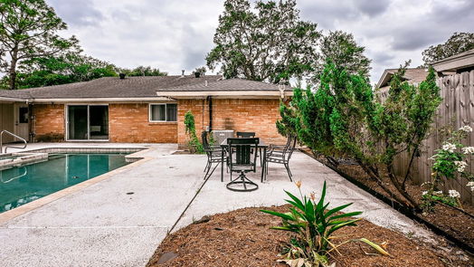 Houston 1-story, 3-bed 4139 Mischire Drive-idx