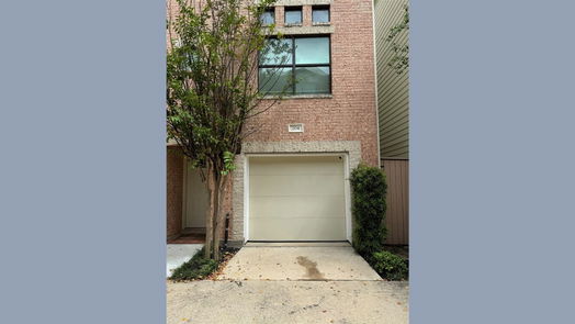 Houston 3-story, 2-bed 11315 Main Street 204-idx