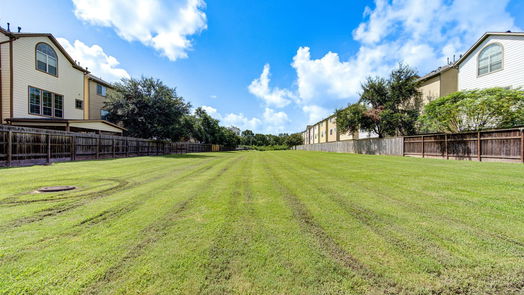 Houston 3-story, 2-bed 3119 Clearview Circle-idx