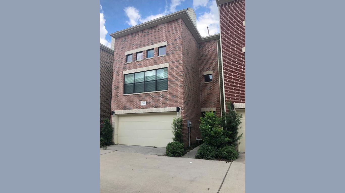 Houston 3-story, 3-bed 3656 Main Plaza Drive-idx