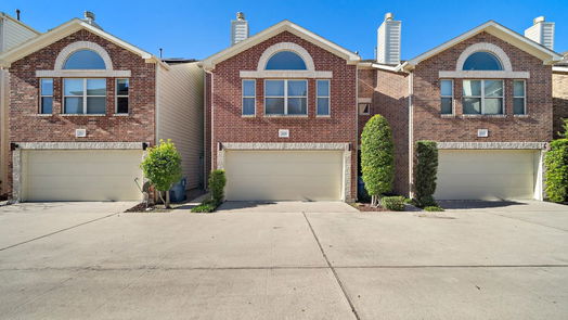 Houston 3-story, 3-bed 3620 Main Plaza Drive-idx