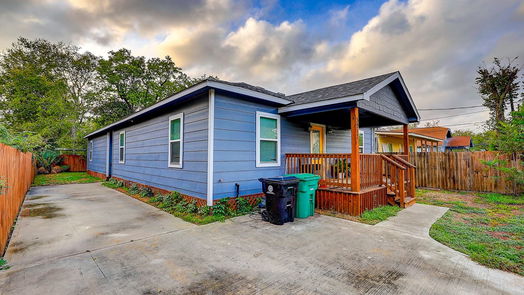 Houston 1-story, 3-bed 3917 Falls Street-idx