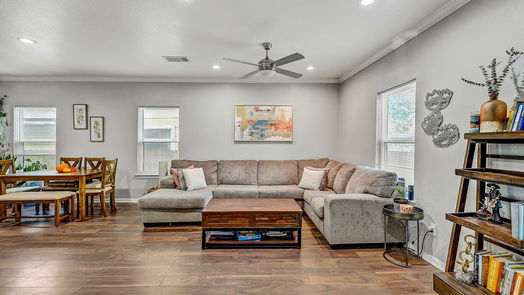 Houston 1-story, 3-bed 3917 Falls Street-idx