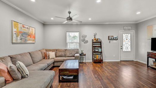 Houston 1-story, 3-bed 3917 Falls Street-idx