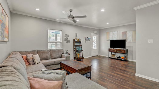 Houston 1-story, 3-bed 3917 Falls Street-idx