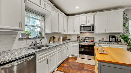 Houston 1-story, 3-bed 3917 Falls Street-idx