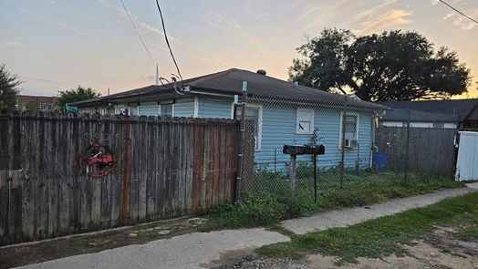 Houston 1-story, 2-bed 3928 Linder Street-idx