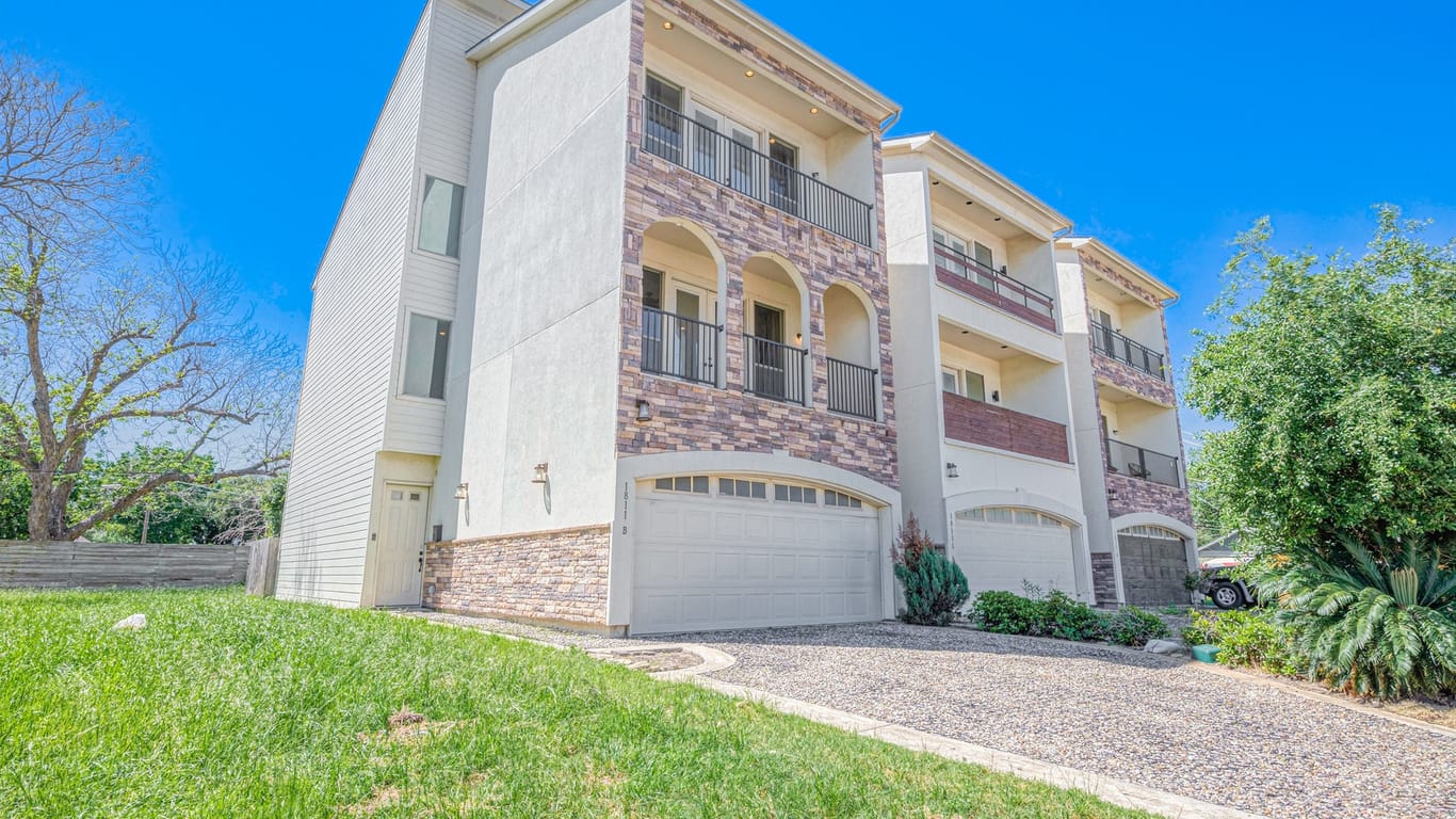 Houston 3-story, 3-bed 1811 Elysian Street B-idx