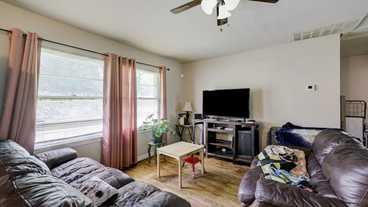 Houston 1-story, 3-bed 4438 Wylie Street-idx