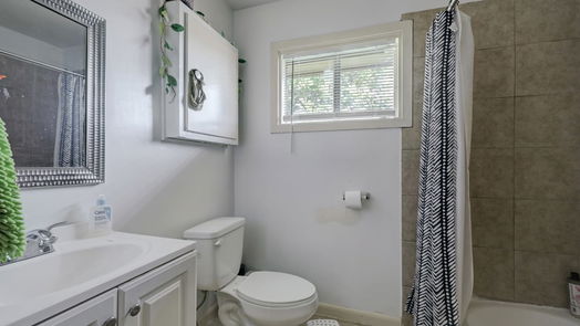 Houston 1-story, 3-bed 4438 Wylie Street-idx