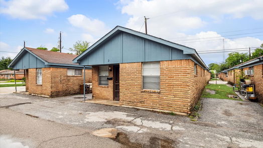 Houston 1-story, 2-bed 5714 Pickfair Street-idx