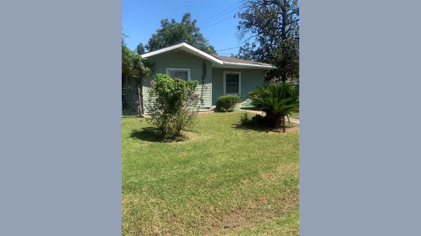 Houston 1-story, 3-bed 3823 Crandon Street-idx