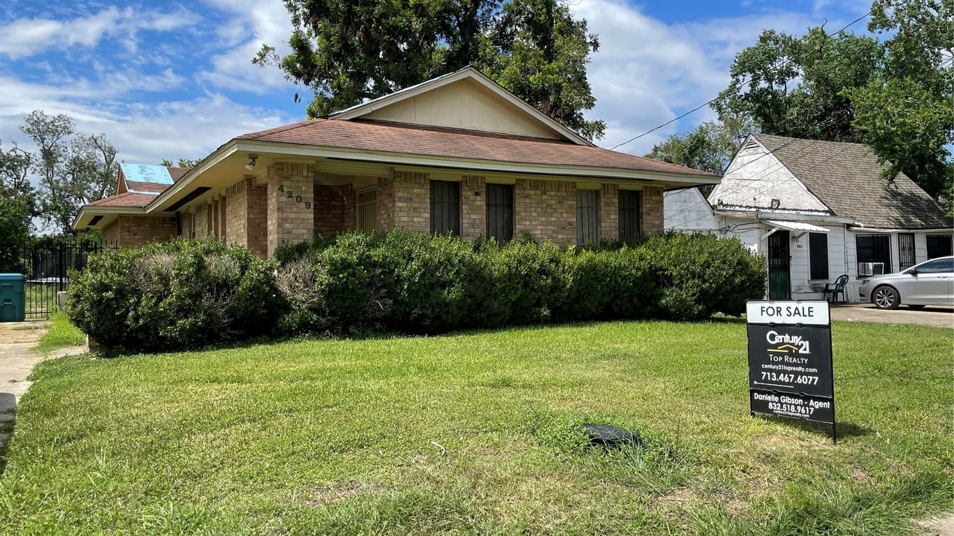 Houston 1-story, 2-bed 4209 Pickfair Street-idx