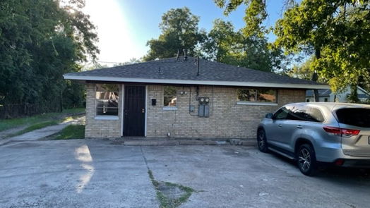 Houston 1-story, 10-bed 5603 Pickfair Street-idx