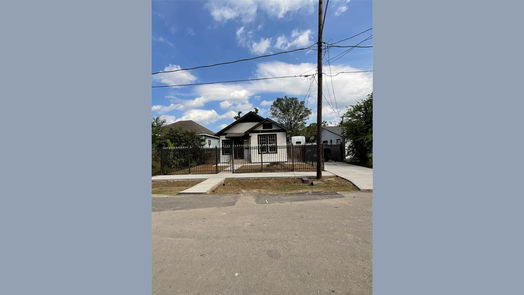 Houston 1-story, 3-bed 2206 Stevens Street-idx