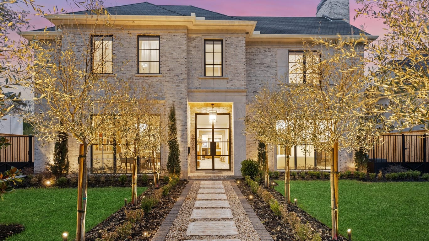Houston 3-story, 4-bed 3623 Overbrook Lane-idx