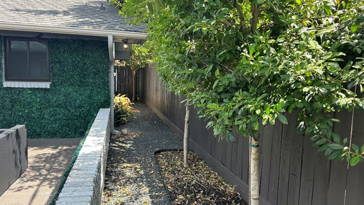 Houston 1-story, 3-bed 4731 Ingersoll Street-idx