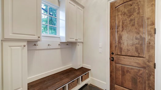Houston 3-story, 5-bed 4036 W Main Street-idx
